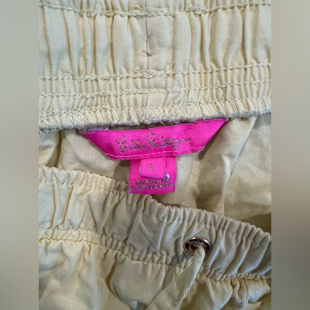 Lilly Pulitzer  Shorts - Picture 5 of 6